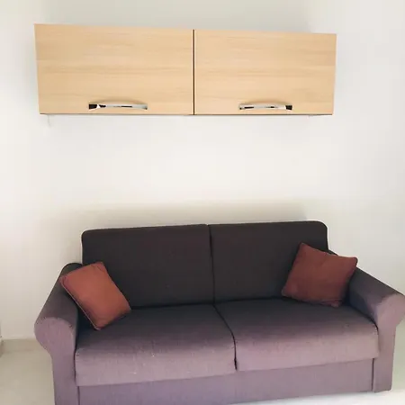 Apartment Club One Bed 72g *
